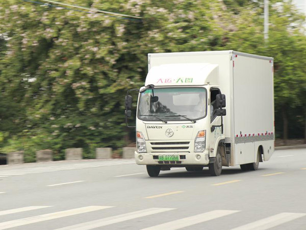 全網首測換電物流車大運E3，換電五分鐘，續航277km