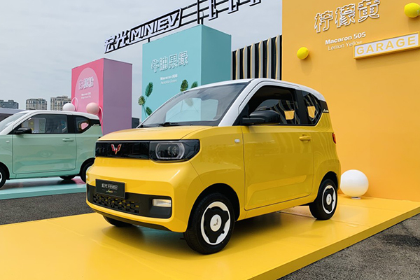 10月份宏光MINIEV銷量暴增 比亞迪6車上榜 特斯拉還行不行？